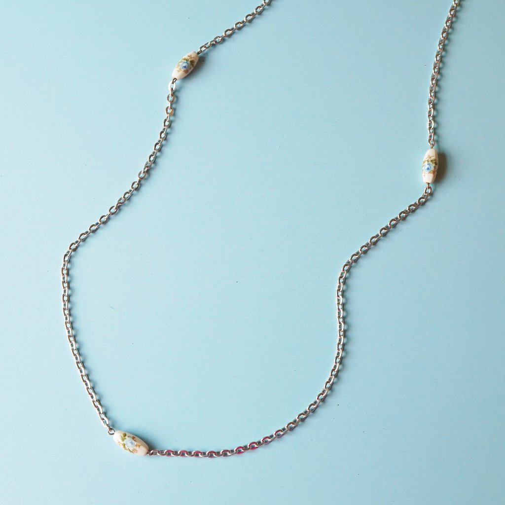 Vintage Emmons 1970s Blue Floral Bead Chain Necklace Silver Tone 36 Length 19$